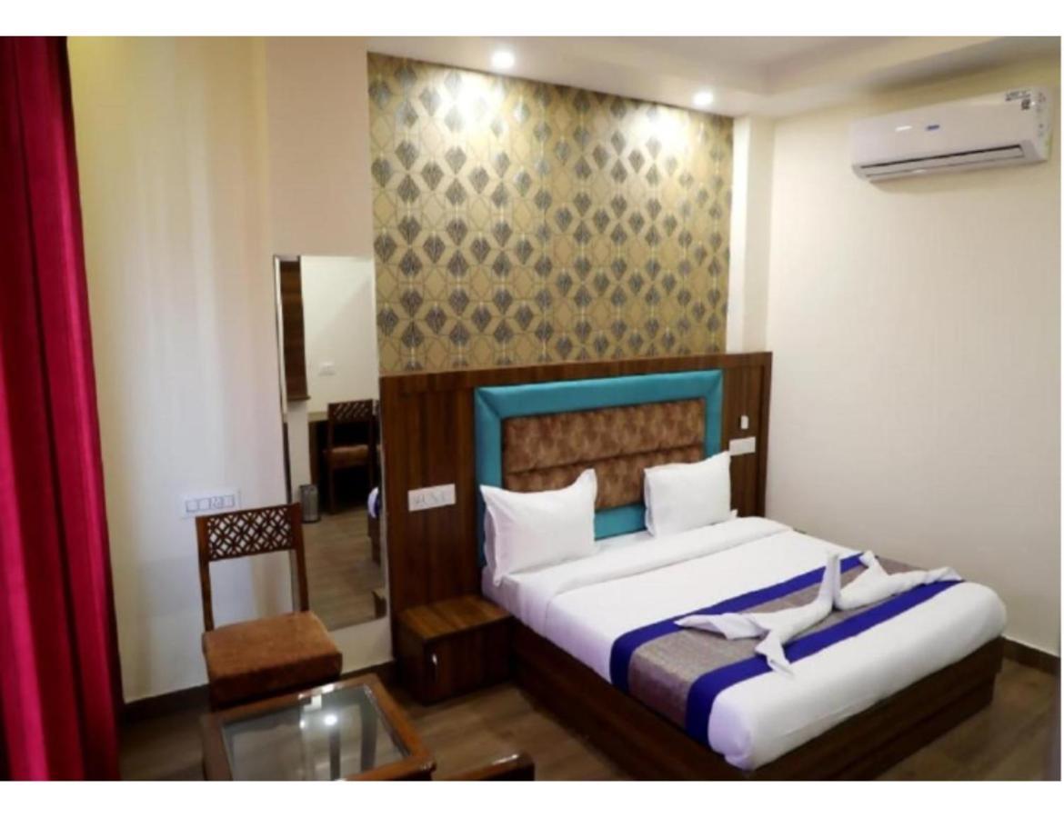 Hotel Royal Villa 2, Amritsar Exteriör bild