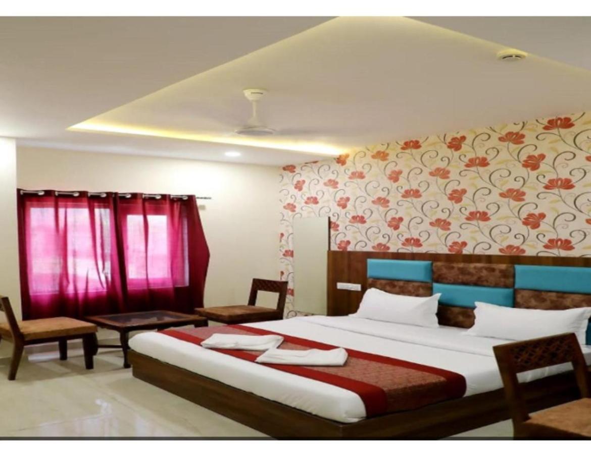 Hotel Royal Villa 2, Amritsar Exteriör bild